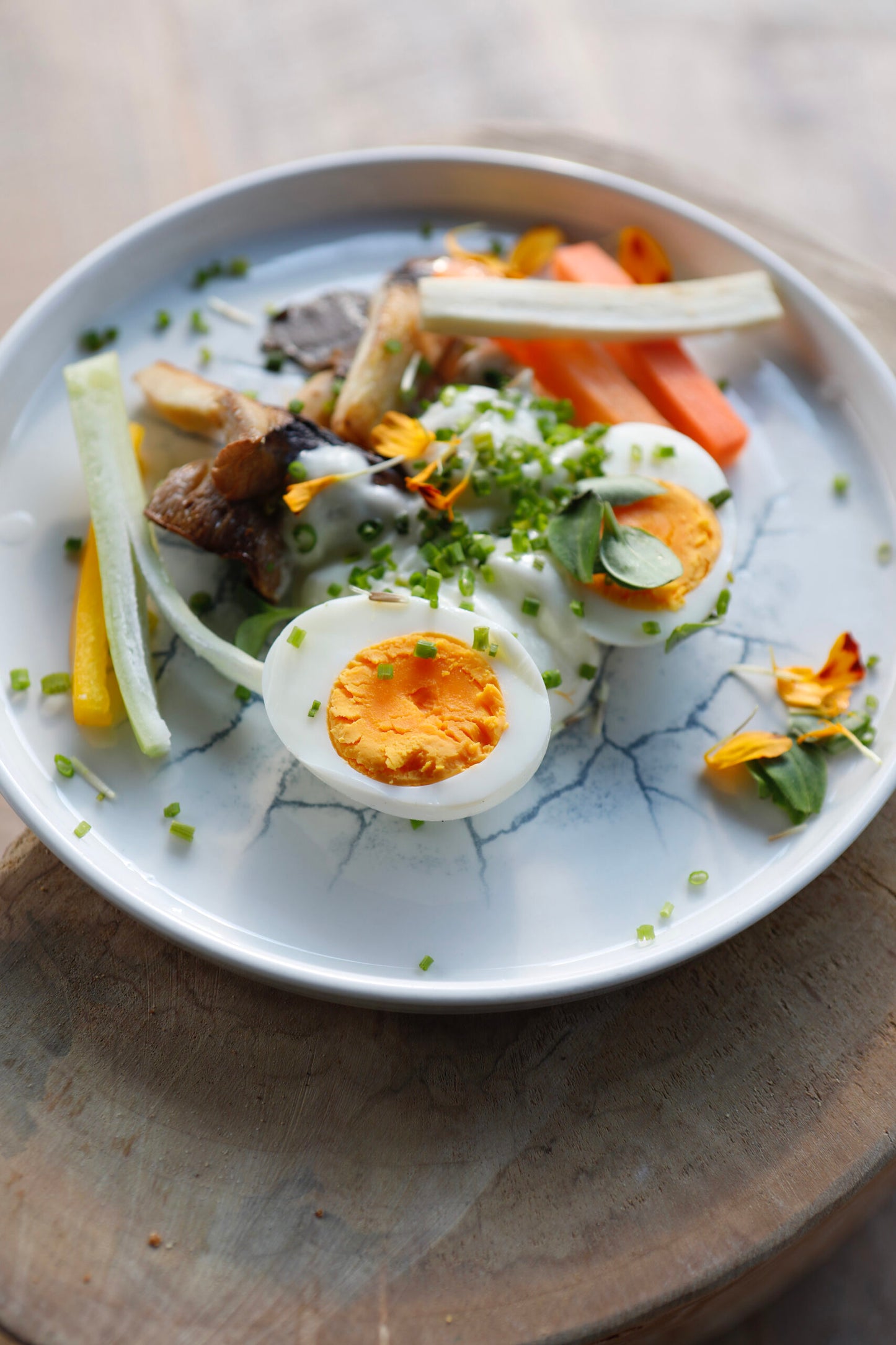 Eggs, Jerusalem artichoke foam, mushrooms, fresh truffle