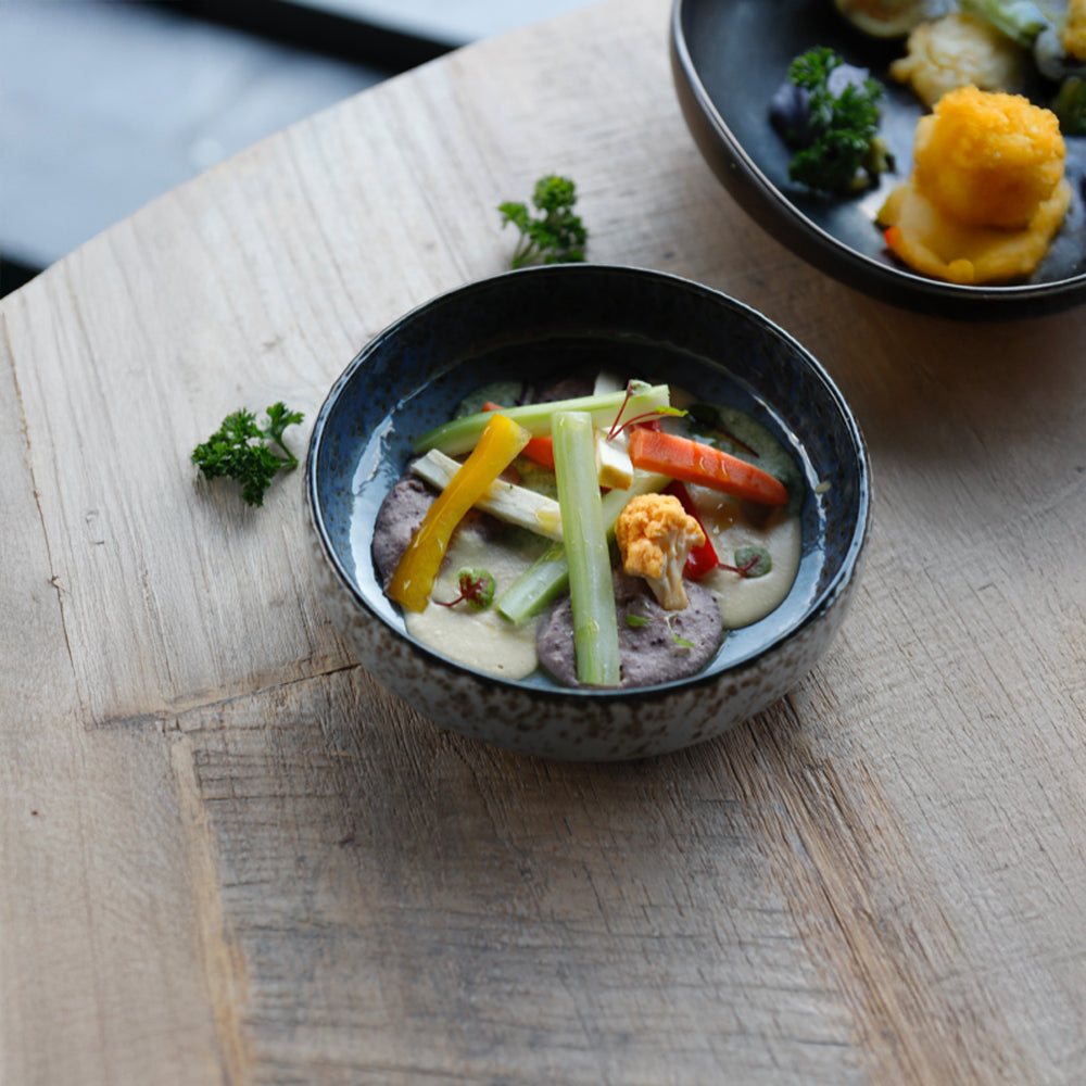 Chickpea hummus, vegetables crudites, spanish Sabor white melon