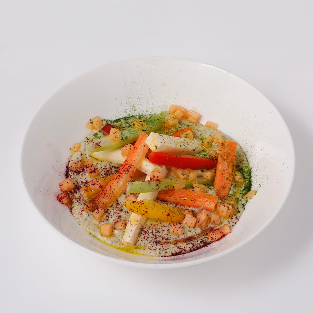 Chickpea hummus, vegetables crudites, spanish Sabor white melon
